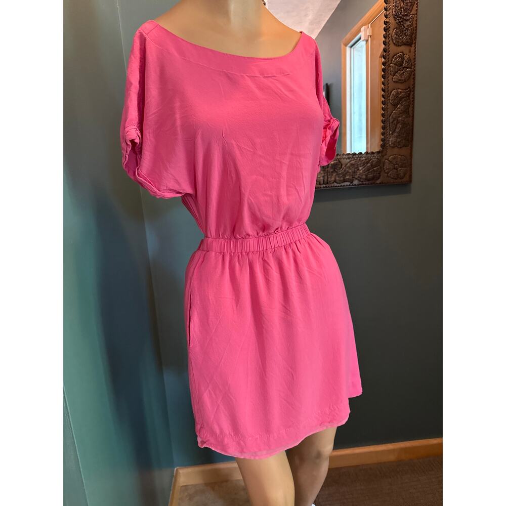 BCBGENERATION PAPAYA DRESS CUT OUT SIZE SMALL